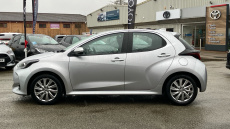 Toyota Yaris 1.5 Hybrid Icon 5dr CVT Hybrid Hatchback